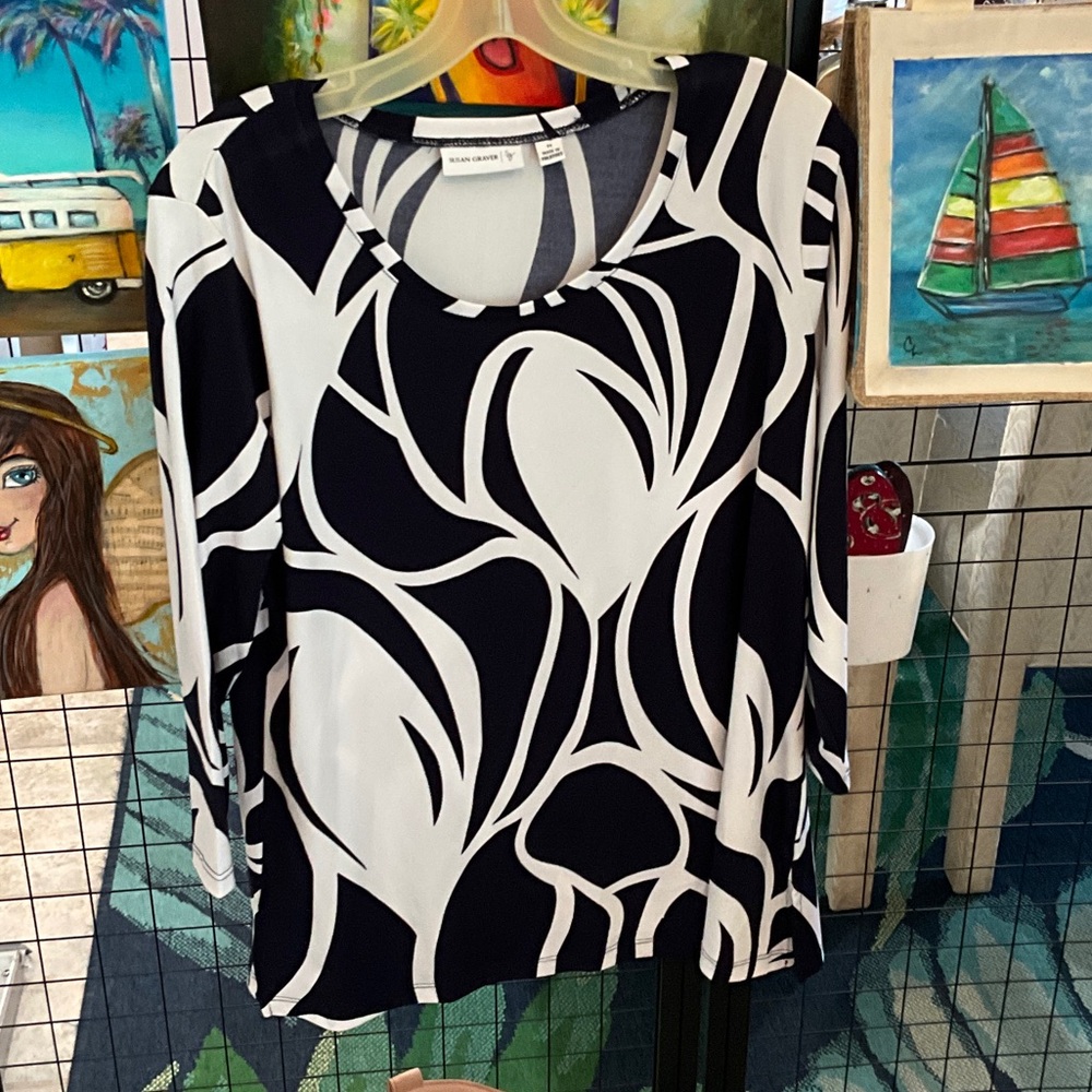 Susan Graver Black and White Abstract Blouse
